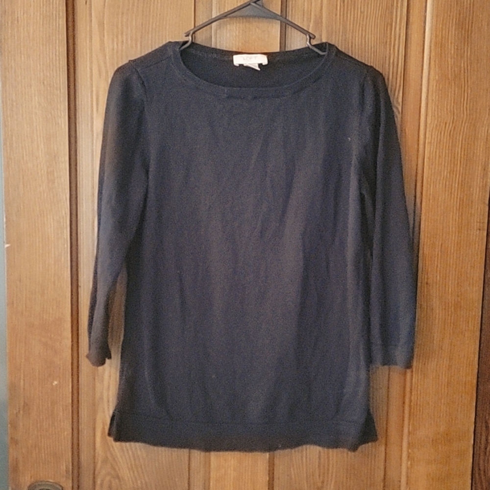 Women's sweater- size medium